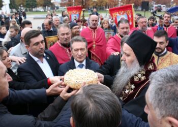 СЛАВА ОПШТИНЕ УГЉЕВИK, Епископ Фотије: Јединство, цркве, народа и власти је пут Светосавски