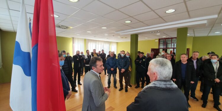 ЗА 84 ПЧЕЛАРА 35.350 КМ ПОДСТИЦАЈА