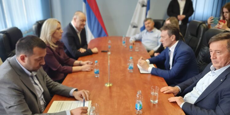 Цвијановићева у посјети Угљевику