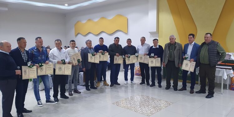 УСПЈЕШНА ЛОВНА СЕЗОНА Удружење “Партизан” из Доње Трнове организовало ловачко вече