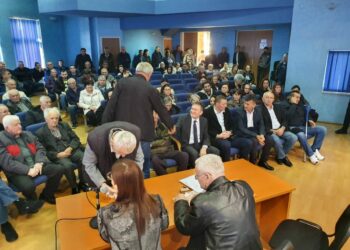 У Угљевику подијељено по 150 KМ породицама погинулих бораца и ратним војним инвалидима поводом Божића