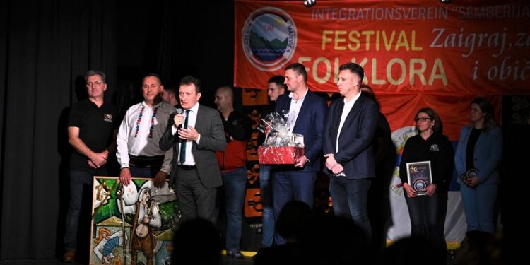 “Промовишу Угљевик и Српску” Интеграционо удружење “Семберија и Мајевица” у Аустрији обиљежило значајан јубилеј