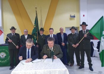 Побратимила се Ловачка удружења из Угљевика и Кидричева