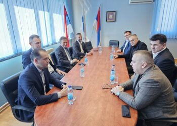 „Увијек на вези“ Начелници СДС-а регије Подмајевице, Мајевице, Посавине и из Теслића у посјети Угљевику