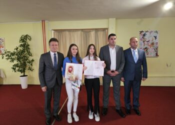 Угљевичка Основна школа обиљежила „Дан ученичког стваралаштва“: Најбољима уручене награде