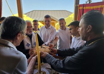 Прослављена слава храма у Угљевик Селу: Служен парастос погинулим борцима Одбрамбено-отаџбинског рата