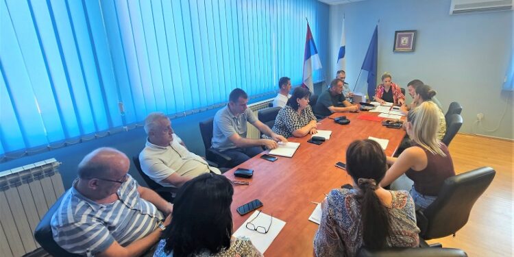 На подручју општине Угљевик еутаназирано је и укопано 11 свиња код којих је потврђен вирус афричке куге свиња