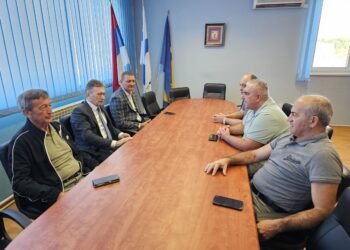 Братска сарадња Угљевика са општином Кавадарци: Пријатељи су богатство