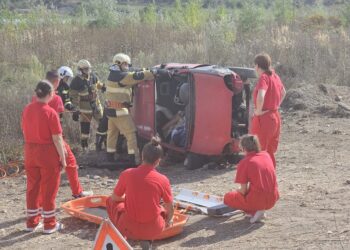 Ватрогасци из седамнаест општина Српске одржали тактично показну вјежбу “Угљевик 2023”: Спашавају људе и имовину