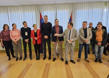 Унапређење пластеничке производње: У Угљевику додијељени пластеници за 31 пољопривредног произвођача