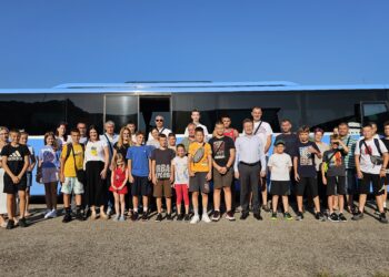 Млади кошаркаши из Угљевика отпутовали на Златибор: Гости „Црвене звезде“