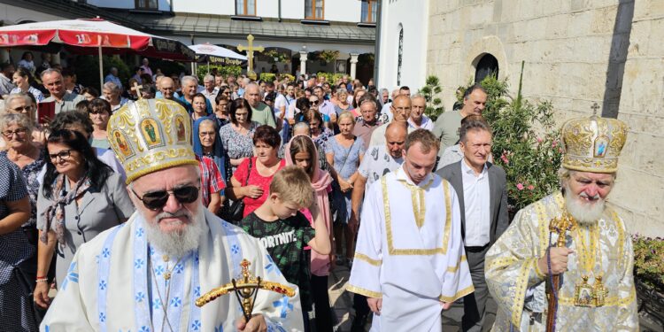 Прослављена Велика Госпојина у Манастиру Тавна: Свијетли у пуноћи вјере задужбина Немањића