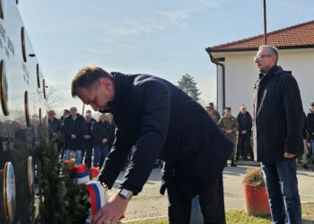 Начелник Угљевика Гајић честитао Дан бораца и Сретење Србији и Српској: Сабор српског јунаштва и државности