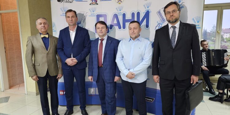 Отворен Фестивал „Дани хармонике“ Гајић:  Угљевик-неформална пријестоница хармонике