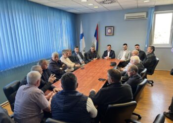 Васкршњи дар од 150 КМ за 72 угљевичка борца: Начелник Гајић указао им поштовање и захвалност