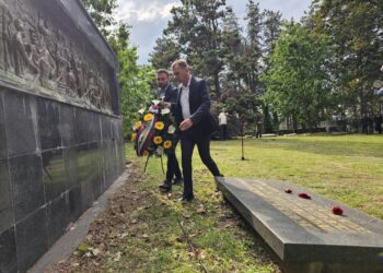 Обиљежено осам деценија побједе над фашизмом у Доњој Трнови: Величанствено српско НЕ фашизму