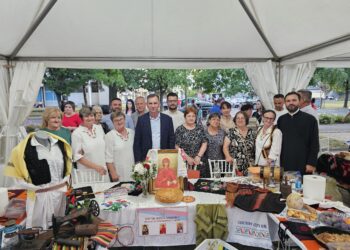 Одржан Видовдански сабор рукотворина: ПРЕГРШТ ДЈЕЛА ЗЛАТНИХ РУКУ 