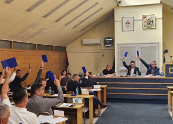 Скупштина Угљевика усвојила Декларацију којом се одбацује пресуда предсједнику Републике Српске