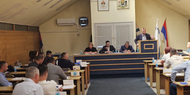 Скупштина Угљевика усвојила Декларацију којом се одбацује пресуда предсједнику Републике Српске