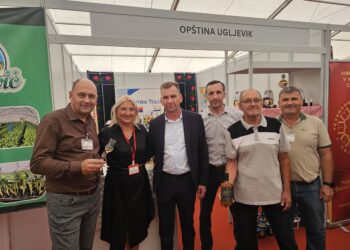 Штанд општине Угљевик један од најпосјећенијих на сајму „Интерагро 2025“: Домаћи производи-традиција и квалитет