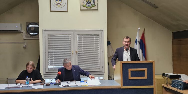 Гајић: Дуг општине Угљевик са 13 милиона КМ смањен на 4,4 милиона КМ