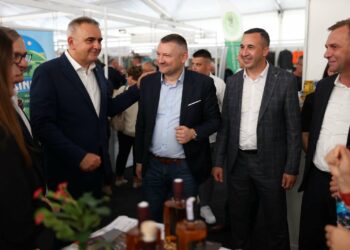 „Интерагро 2026“: Гајић обишао угљевичке излагаче и домаће произвођаче