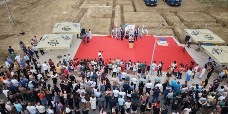 Положен камен темељац за изградњу вртића у Угљевику: Нових 250 мјеста за боравак дјеце у вртићу